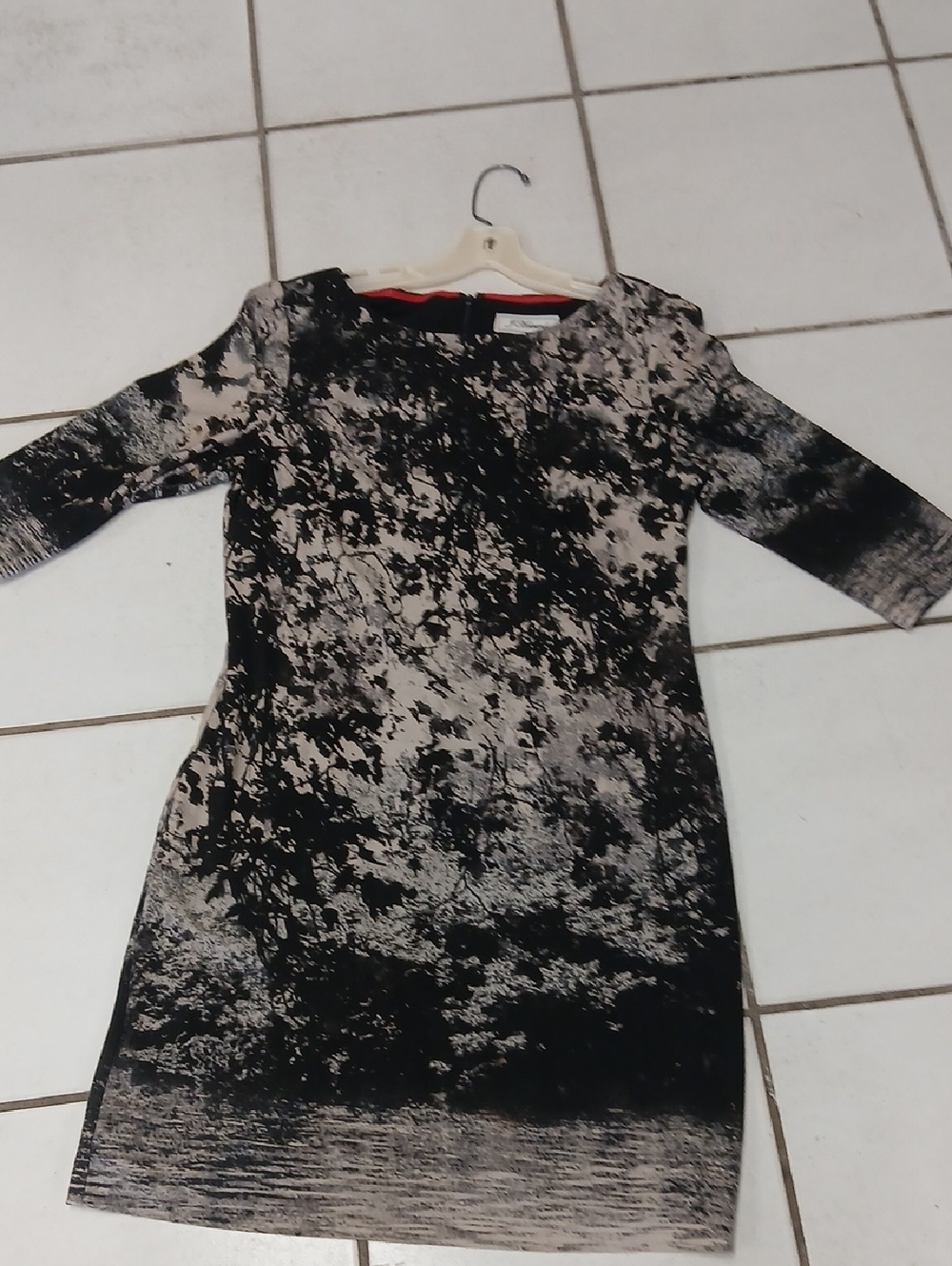 Black & Cream Patterned Women’s Shift Dress